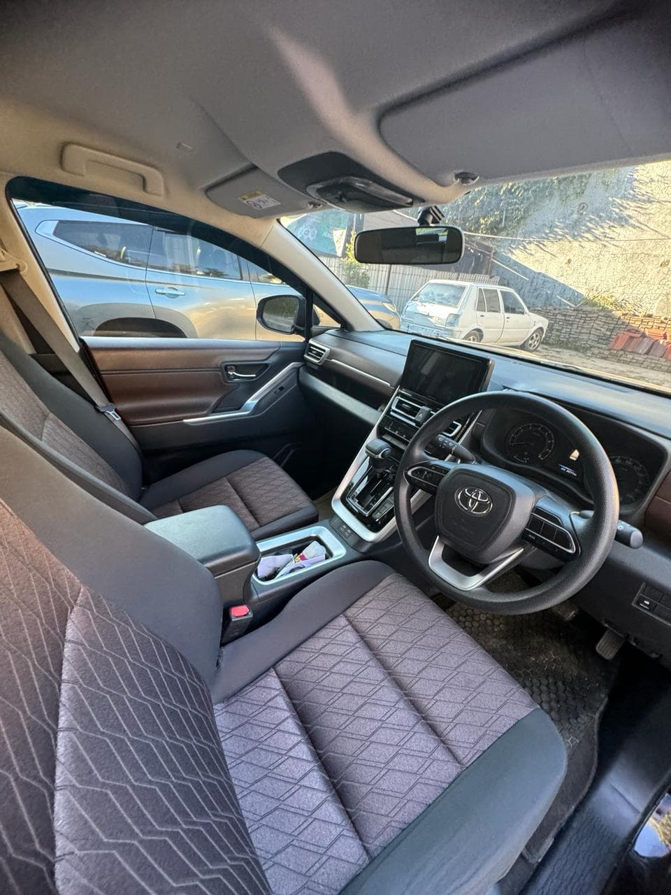 Toyota Zenix — foto 4