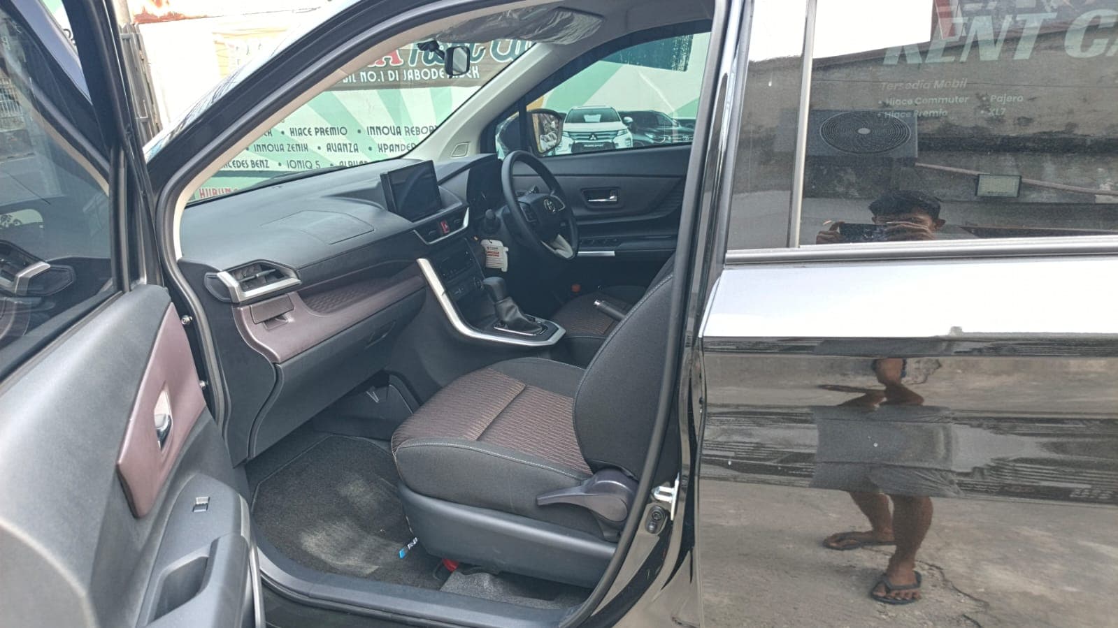 Toyota Avanza G — foto 7