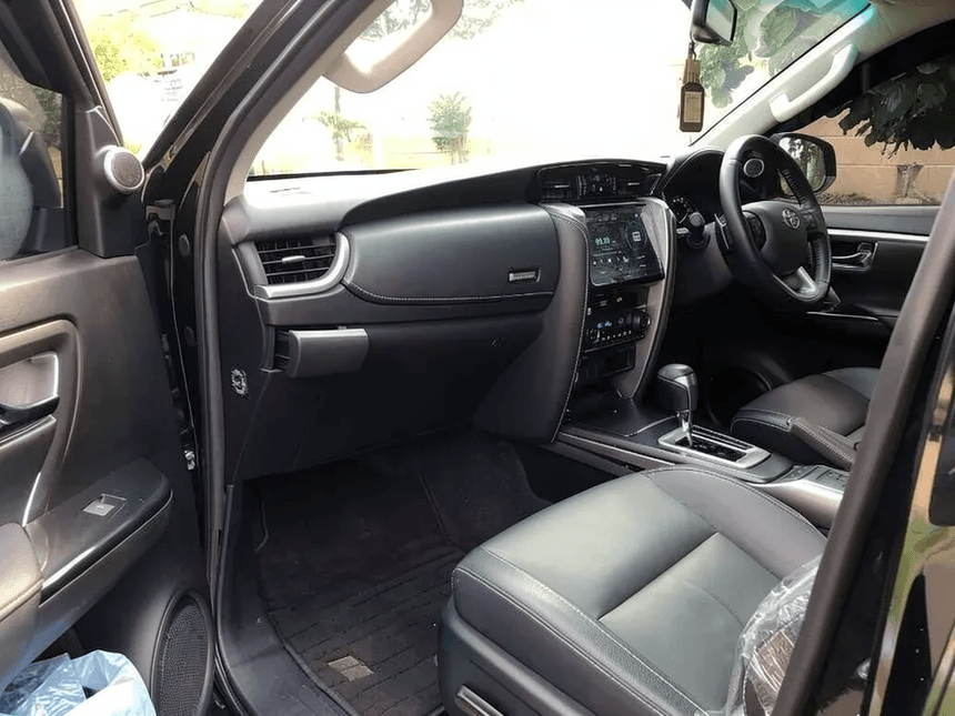 Toyota Fortunuer — foto 6