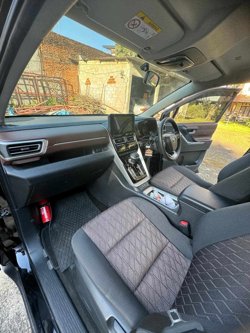 Toyota Zenix — foto 5