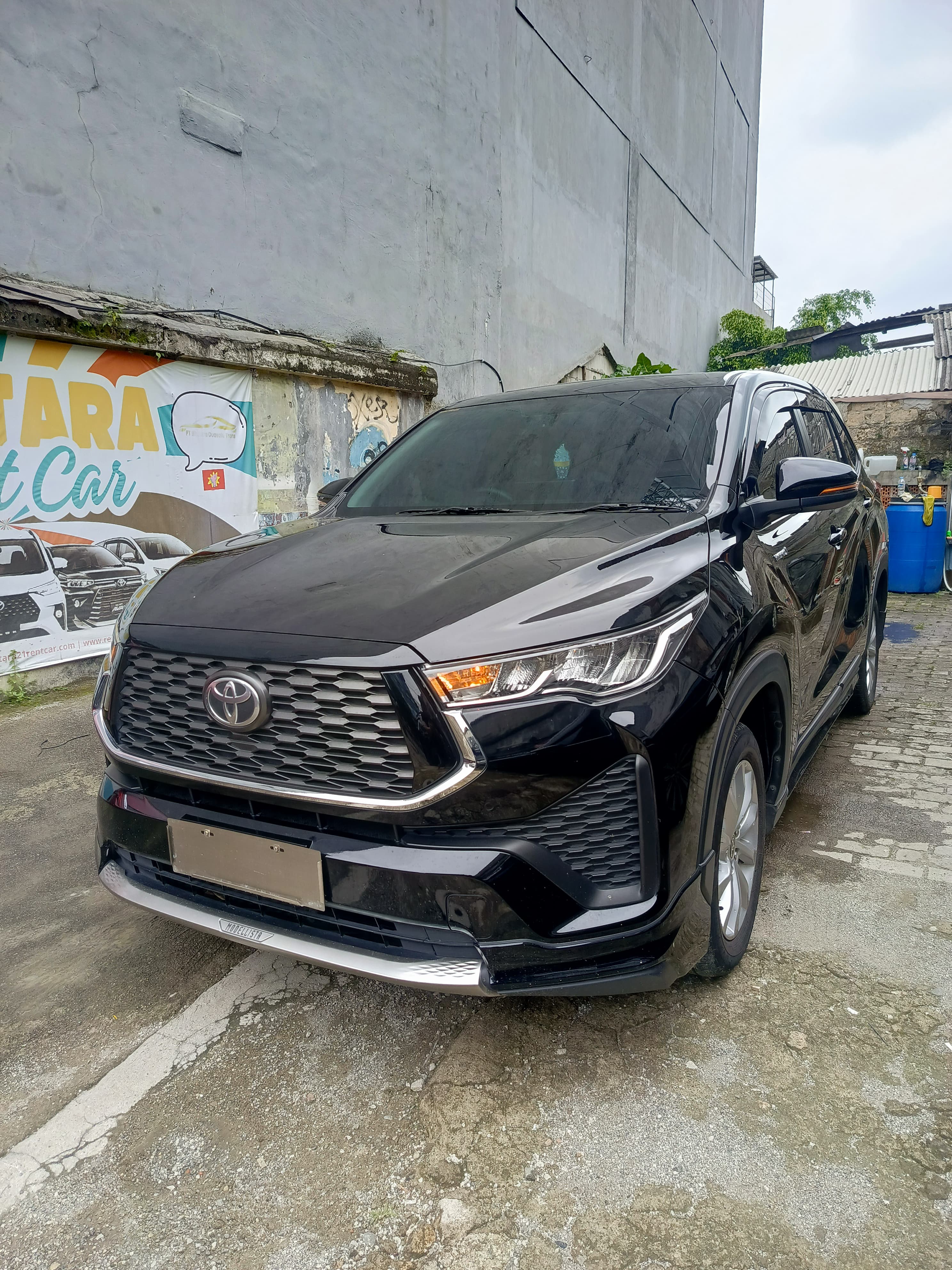 Innova Zenix V Modelista — foto 2